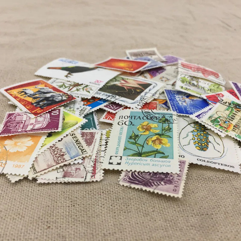 100 Pcs / Lot Postage Stamps Good Condition Used with Post Mark from All World